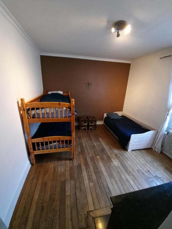 Joli Appartement Meuble 帕雷·勒·毛尼尔 外观 照片