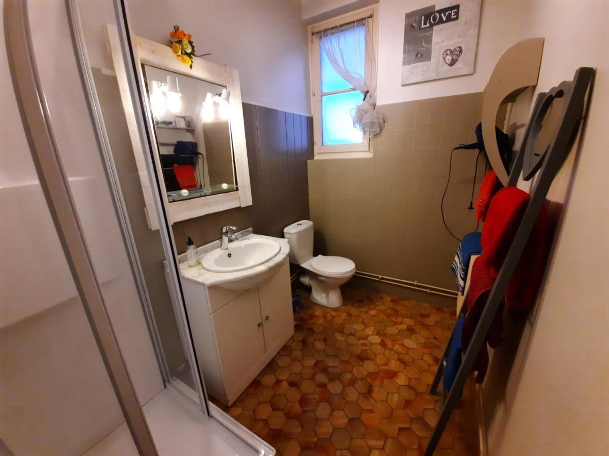 Joli Appartement Meuble 帕雷·勒·毛尼尔 外观 照片